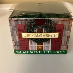 Yankee scented tea lights - Christmas Wreath box of 12